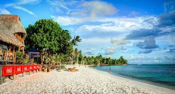 sand beach bora lagoon