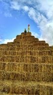 Children climbing the pyramid