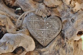 inimitable wood heart