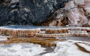 hot spring in wyoming