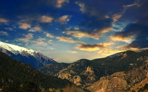 landscape of the rocky mountains in america