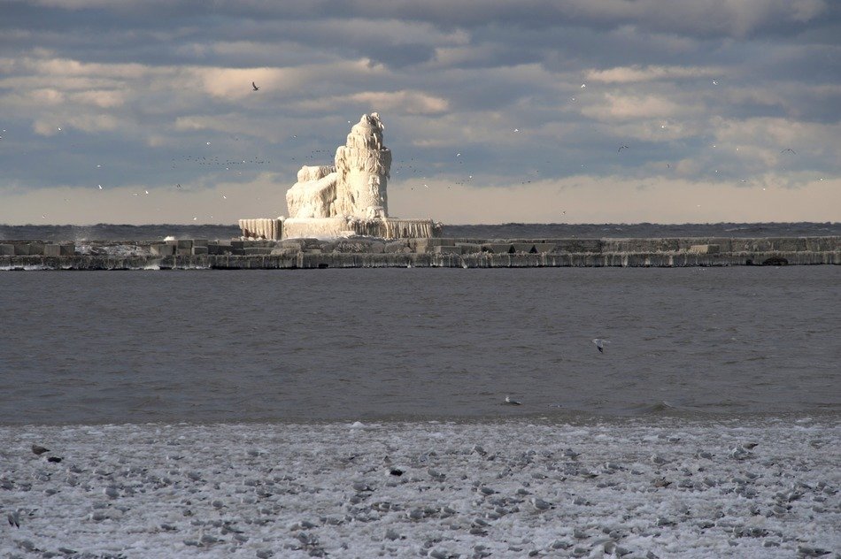 landscape of the Cleveland's Frozen Lighthouse