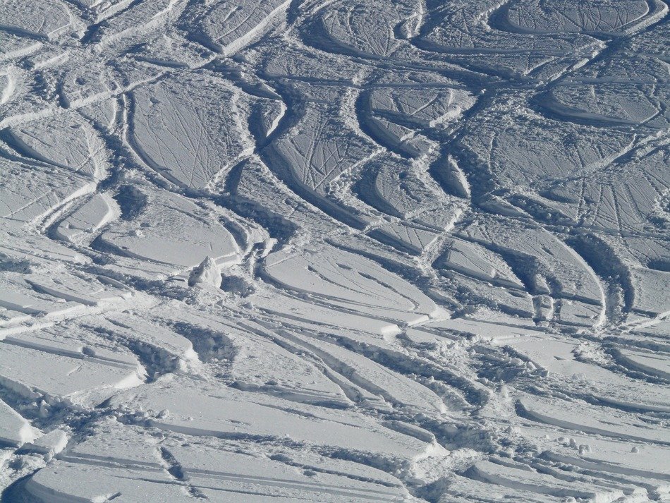 traces of the skis on the snow