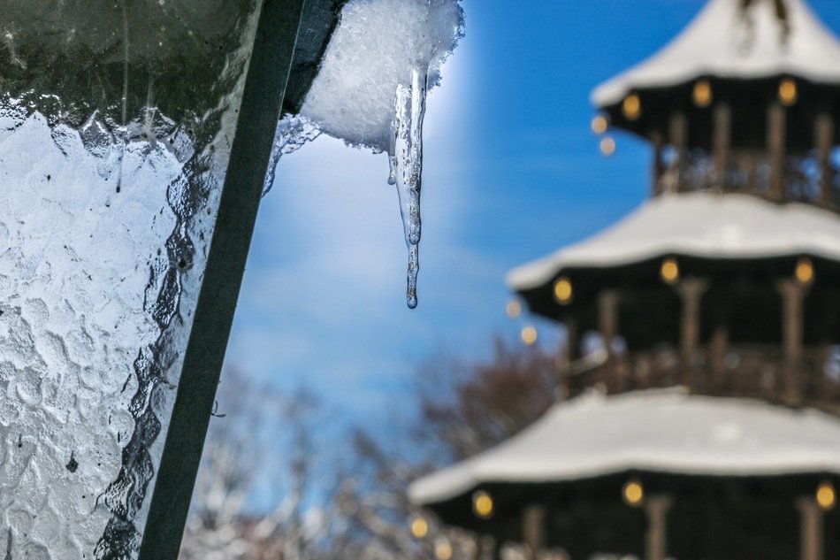 munich english garden in winter