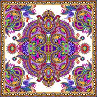Traditional ornamental floral paisley bandanna N463