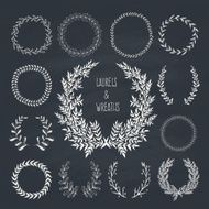 Laurels and Wreaths Collection N3