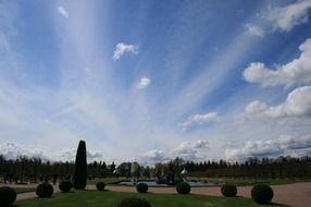 Picture of the gardens in st petersburg