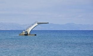 Platform for jumping in the ocean