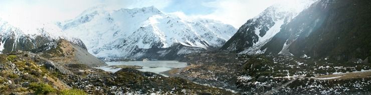 panoramic mountain scenery in New Zealand
