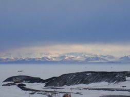 antarctica mountains mirage