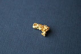 natural gold nugget