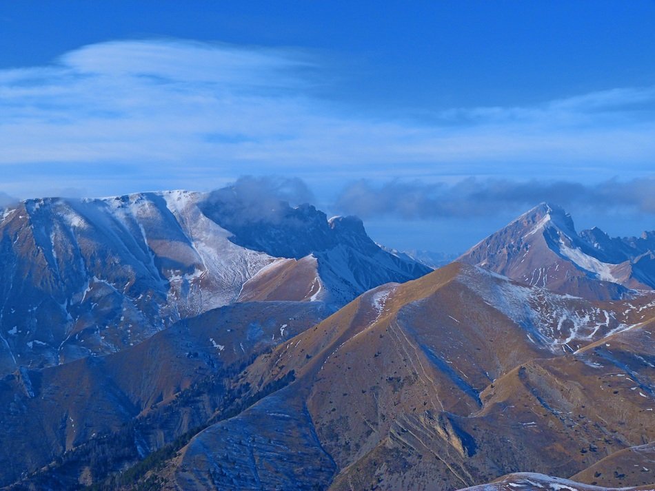 D&eacute;voluy mountain range