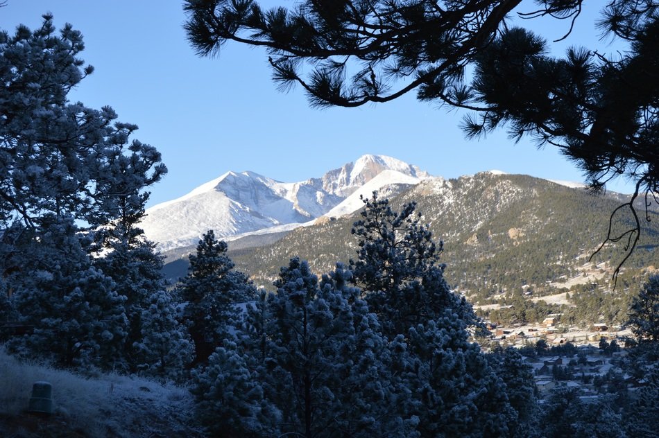 snow peak in colorado estes park