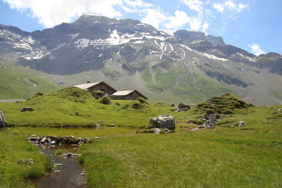 Cabin in the mountains of Switzerland