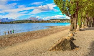 blue water of lake wanaka in new zealand
