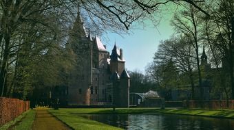 castle in a park in the netherlands