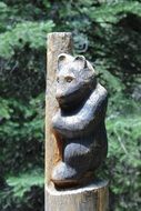 wooden bear as a sculpture in arizona