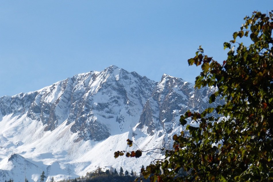 mountains in the snow in uttendorf
