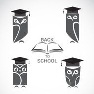 Vector image of an owl with college hat and book N2