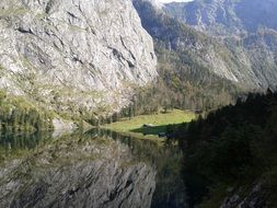 extraordinarily beautiful mirroring lake