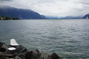 Lake Geneva to Switzerland