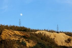 moon over Cadiz