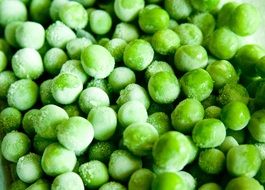 green peas organic food