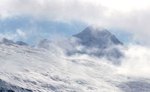 foggy snowy mountain