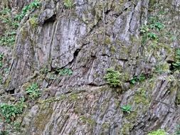 stone wall mountains