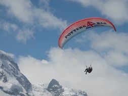 paragliding in Swiss mountains