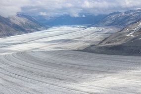 glacier in national park kluane