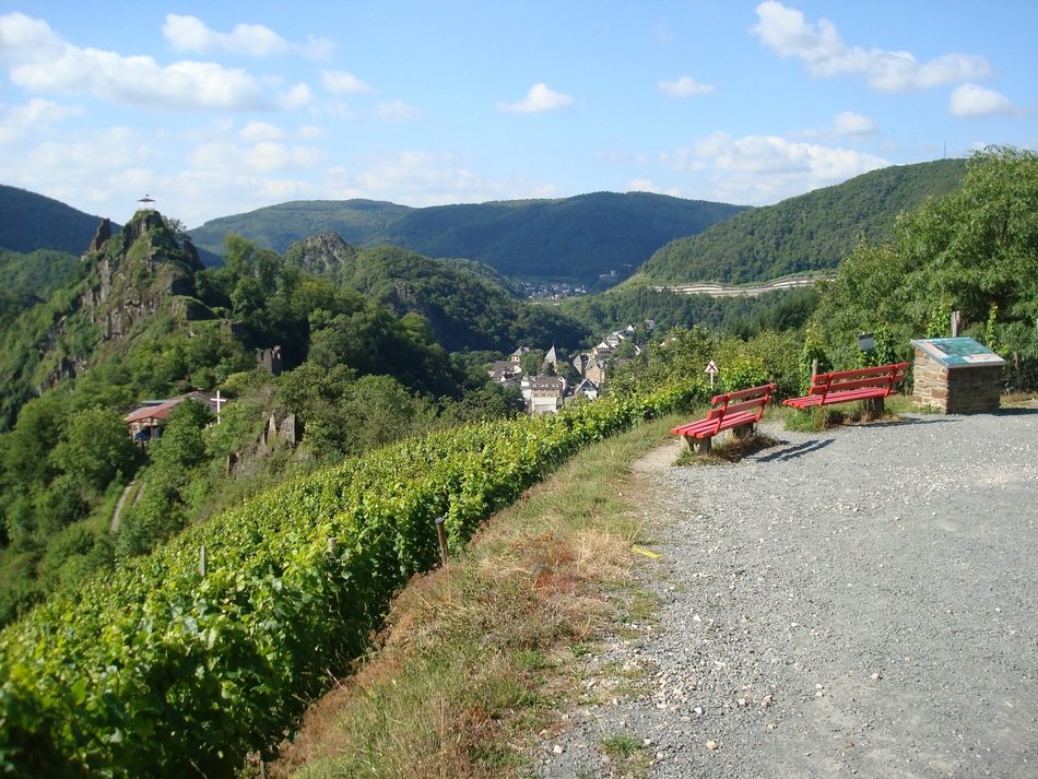 view hiking bank
