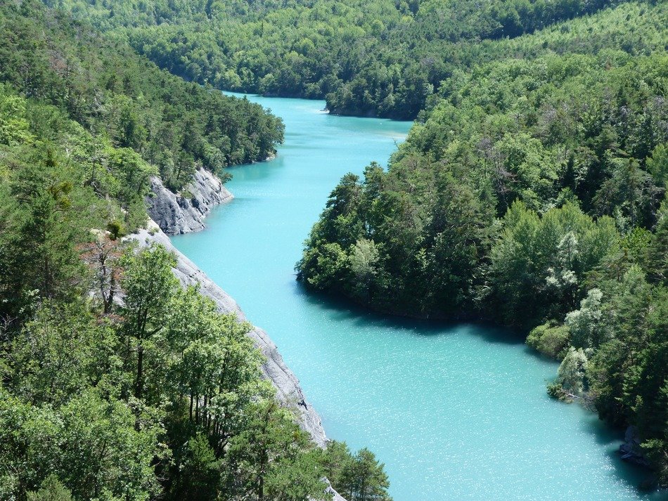 blue lake Serre-PonÃ§on