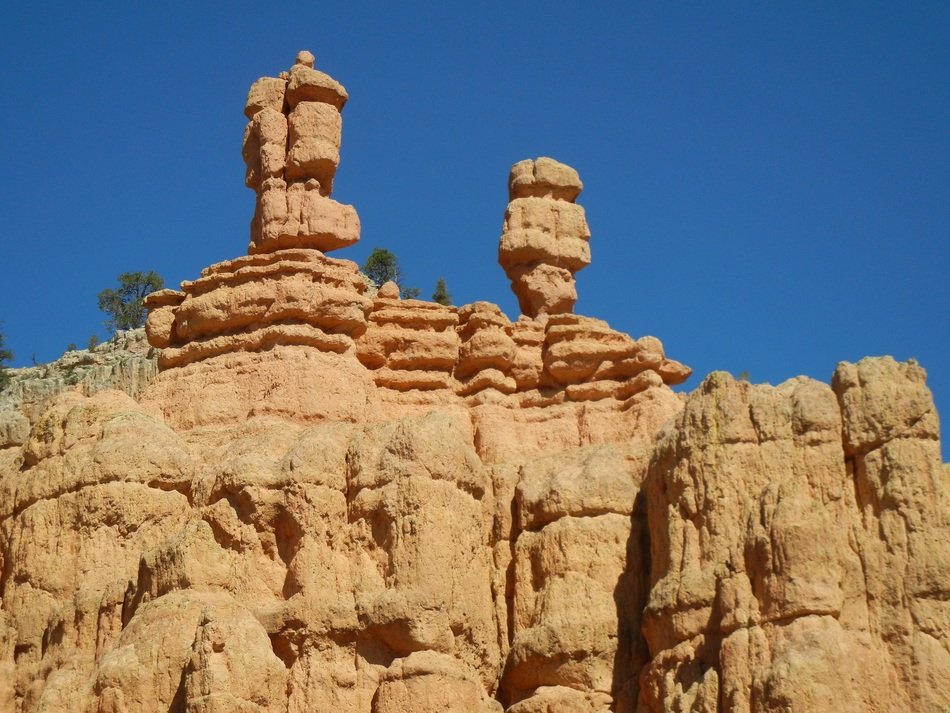 red canyon against the blue sky