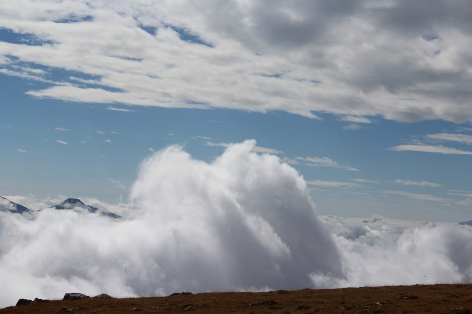 picture of the cloudy sky