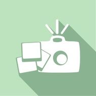 Icon Camera with a long shadow N2