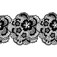 Lacy vintage trim N26