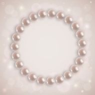 Shiny pearl necklace