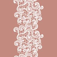 Lacy vintage trim N27