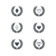 diamond inside wreath N5