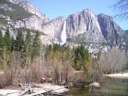 idyllic national park USA on a sunny day