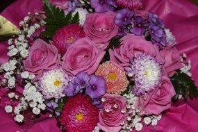 bouquet pink flowers