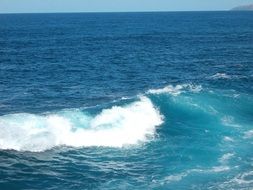 atlantic sea waves scene