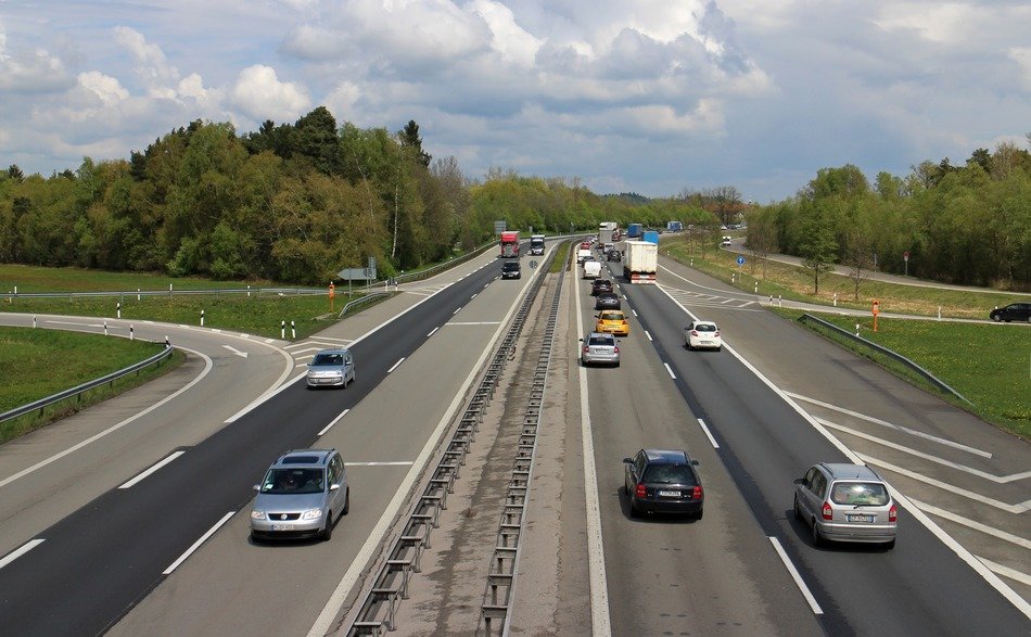 heavy traffic on the highway