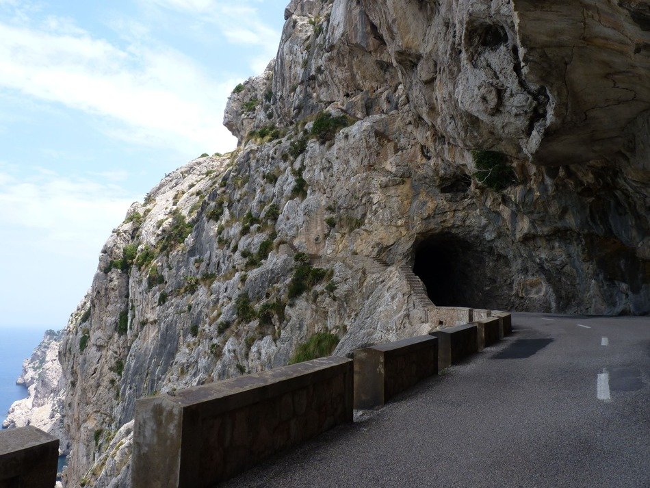 Picture of tunnel in a rock