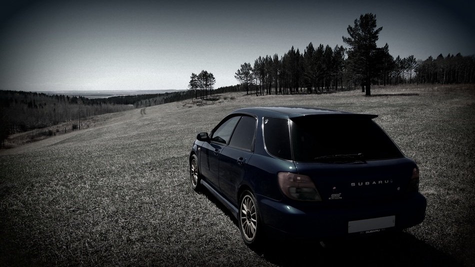 Subaru car on a mountain