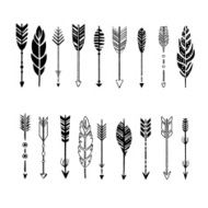 Set of Arrows Black and White in Hand-Drawn Design N2