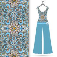 Fashion seamless geometric pattern women&#039;s blouse and trousers on