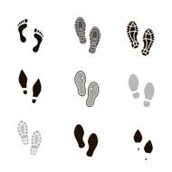 Set of footprints and shoeprints icons showing bare feet
