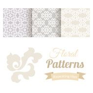 Abstract seamless floral patterns set N3